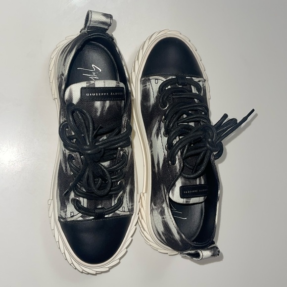 Size 37.5 Giuseppe Zanotti tye dye shoes - Picture 1 of 7